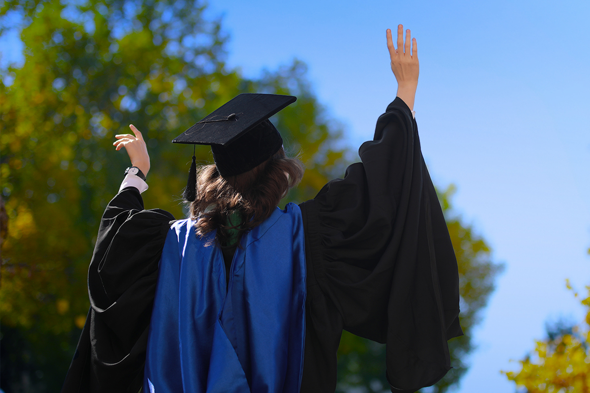 Attention WIUT Scholarship Applicants!
