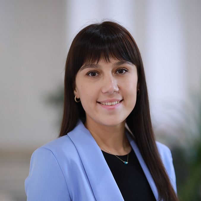 Dr. Albina Fahrutdinova 